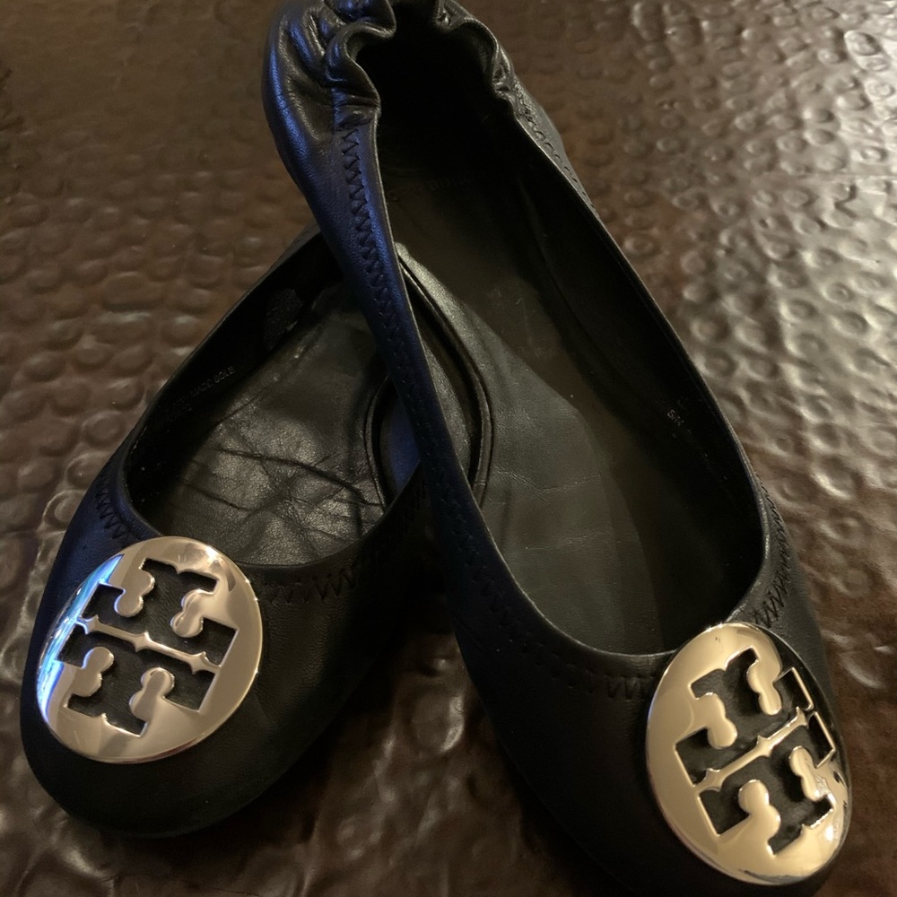 Authentic Tory Burch Flats - Black
